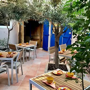 hotel-le-colbert.fr-provencehotel.com/